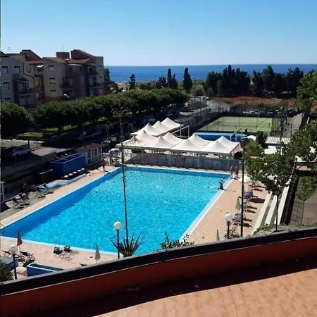 Les Roches Noire Apartment